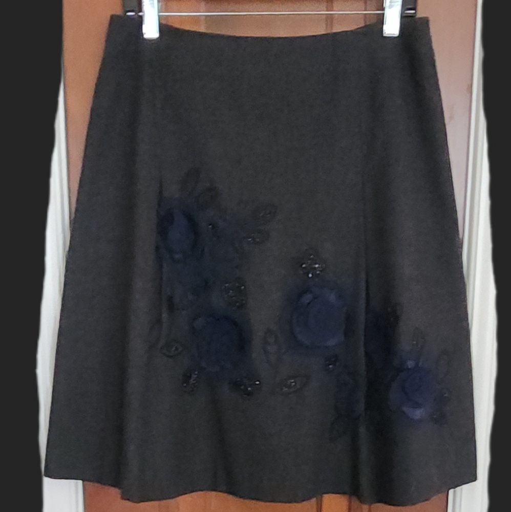 Vintage Talbots petites wool skirt with applique and beading 10P